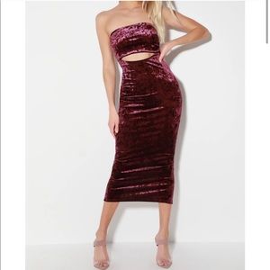 Lulus velvet midi dress